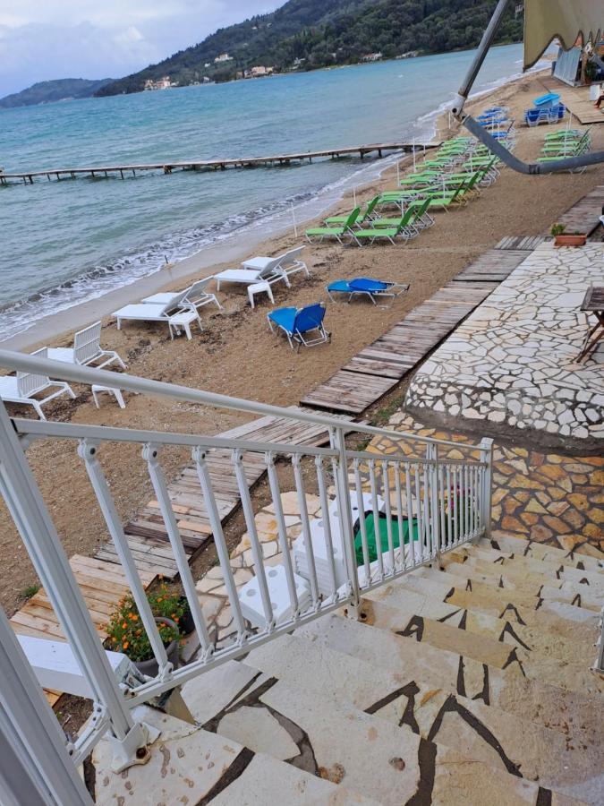 Seaside Studios Mesongí Buitenkant foto